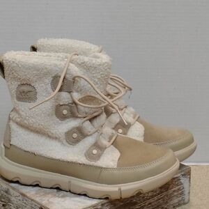 Cozy Beige and White Winter Boots